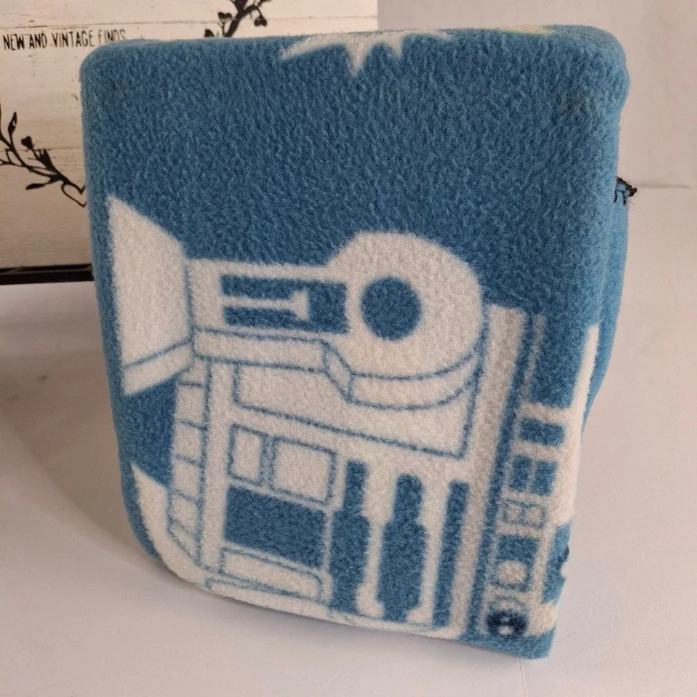 Star Wars The Mandalorian Grogu R2-D2 Travel Blanket Blue 40x50 Baby Yoda Disney